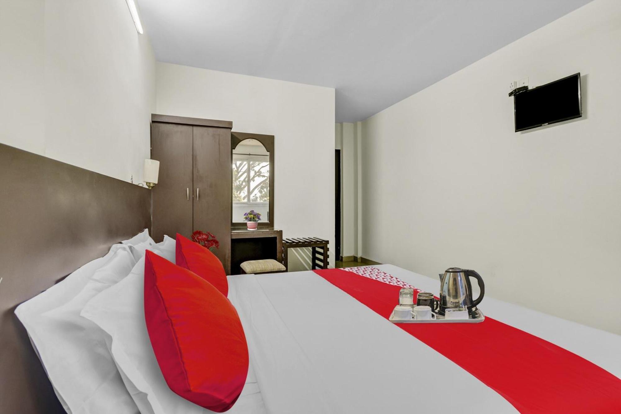 Hotel O Kalapurackal Residency 提喀迪 外观 照片