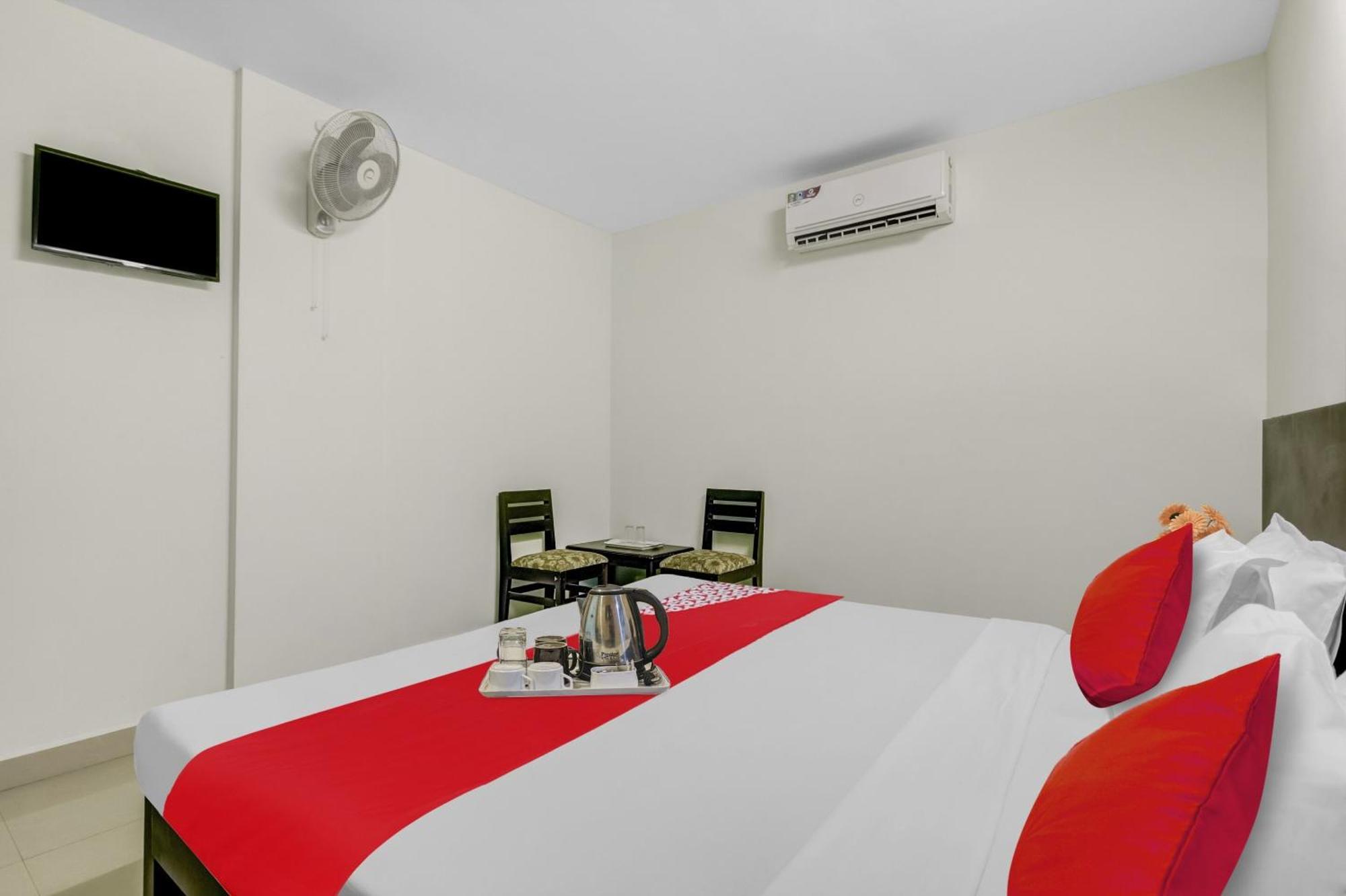 Hotel O Kalapurackal Residency 提喀迪 外观 照片