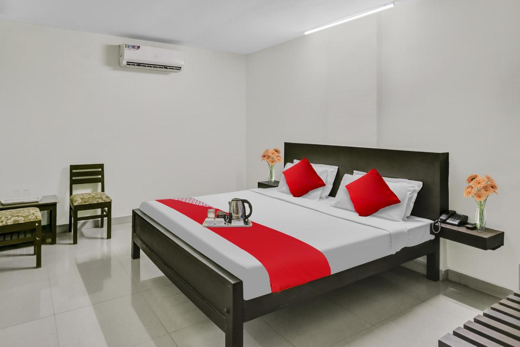 Hotel O Kalapurackal Residency 提喀迪 外观 照片