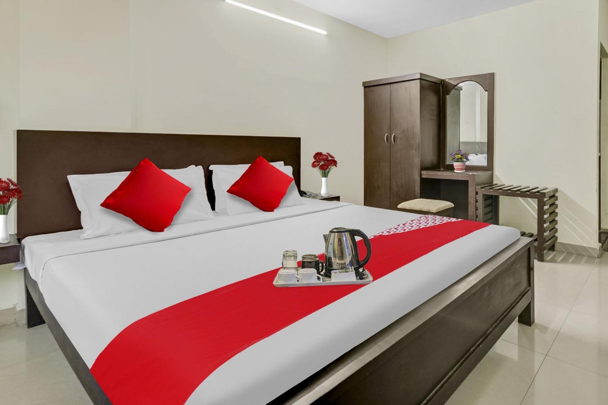 Hotel O Kalapurackal Residency 提喀迪 外观 照片