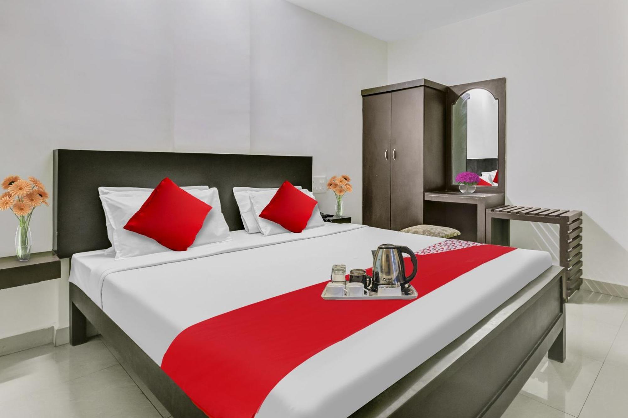 Hotel O Kalapurackal Residency 提喀迪 外观 照片
